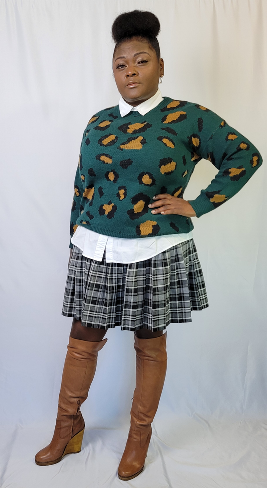 LYNIECE SWEATER