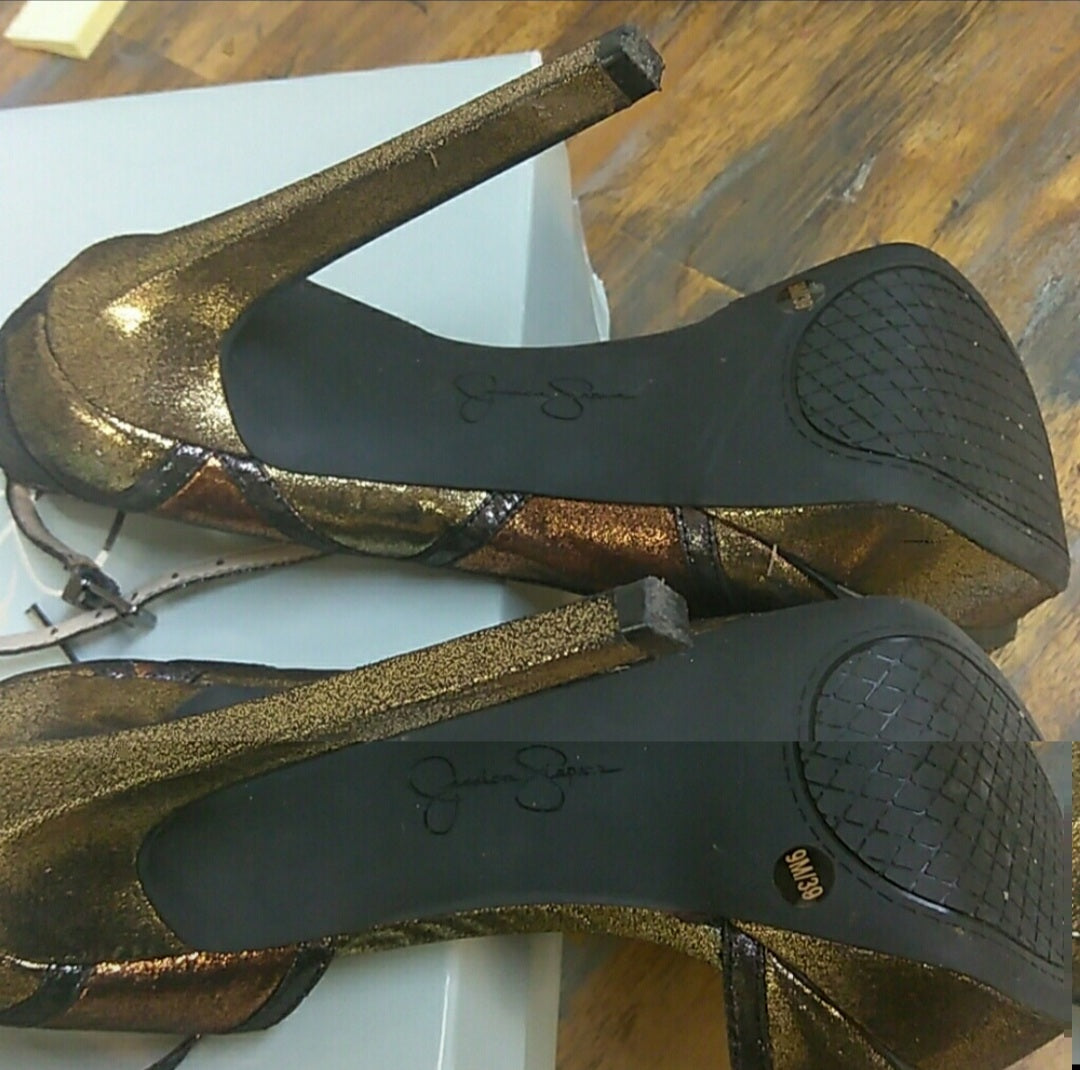 METALLIC JESSICA SIMPSON PLATFORM